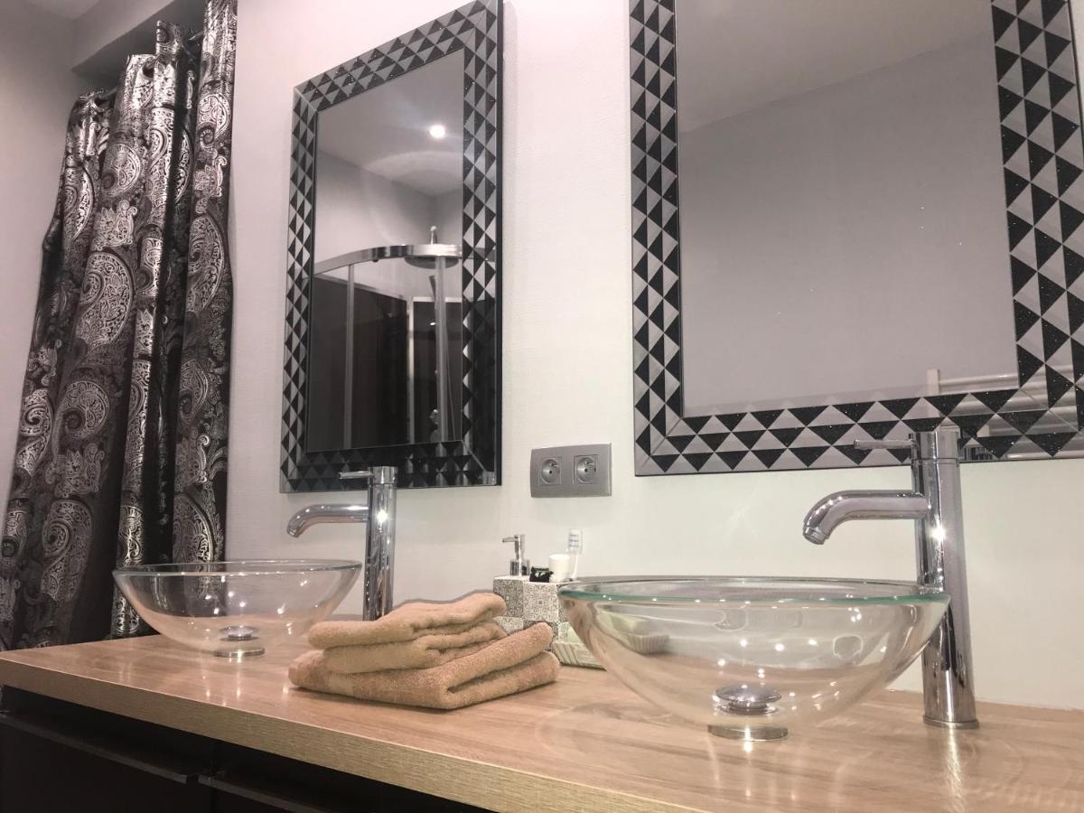 Appartement Terrasse Dans Palace Centre Ville Menton Eksteriør bilde