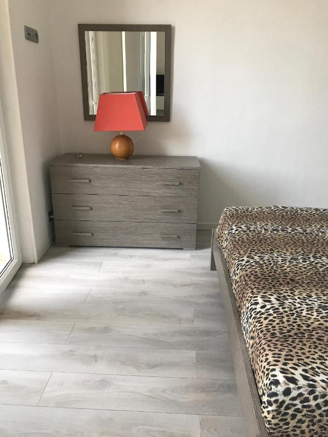 Appartement Terrasse Dans Palace Centre Ville Menton Eksteriør bilde