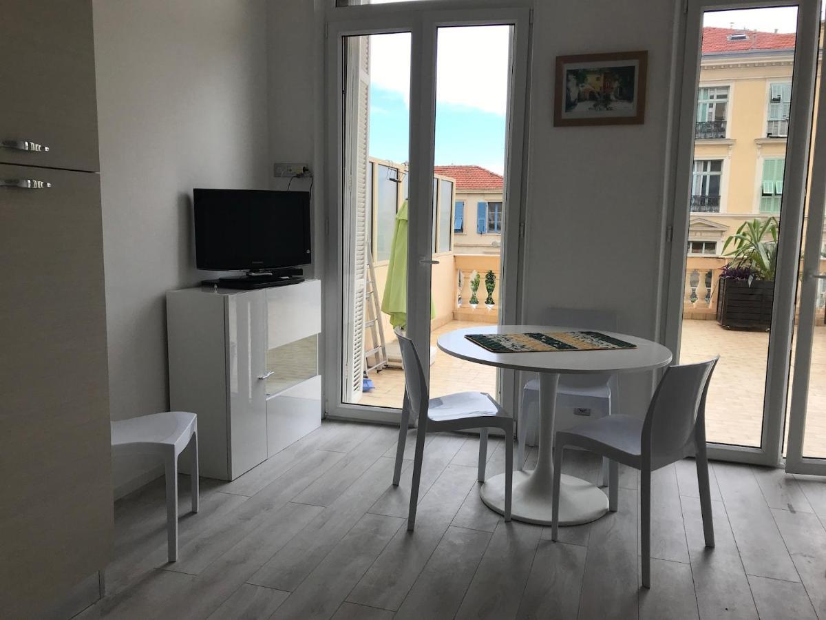 Appartement Terrasse Dans Palace Centre Ville Menton Eksteriør bilde